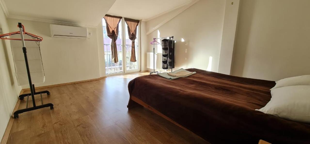 Duplex Apartment In The City Center Tbilisi Exterior foto